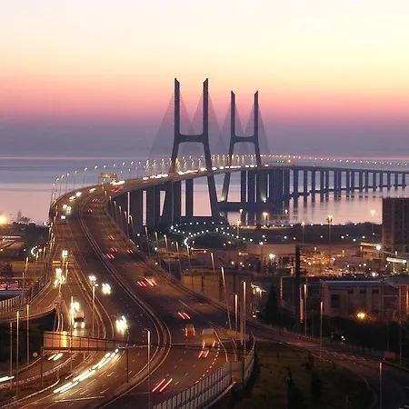 A View To The River Tejo - Sixtyfive Boutique Home Lisboa Extérieur photo